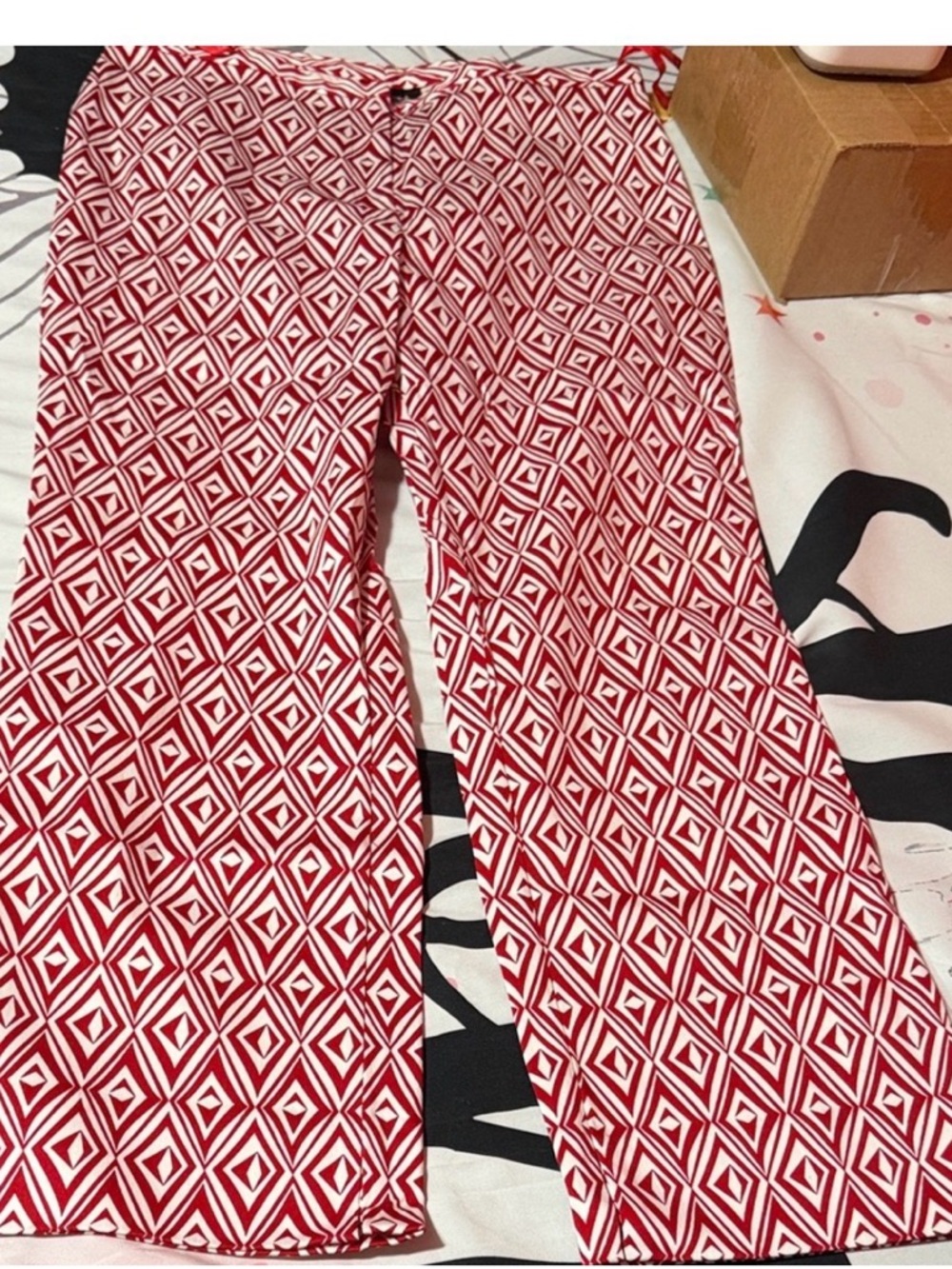Source Unknown Red and White Diamond-Print Wide Leg Pants